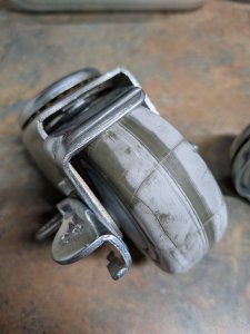 *DAMAGED* Castors for 27gal/42gal Fermenator F3